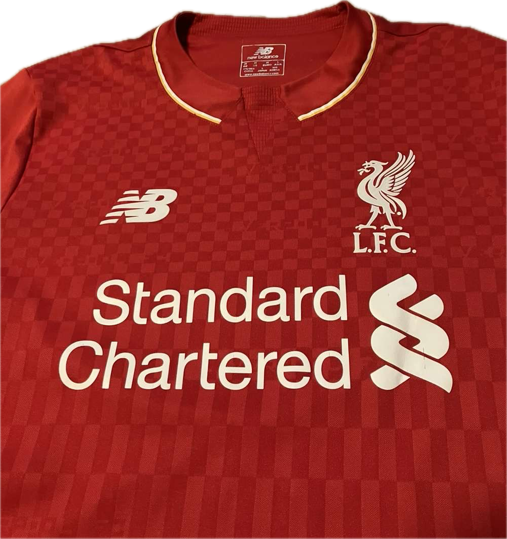 Liverpool 2015/16 Home Shirt - (M) - 9/10