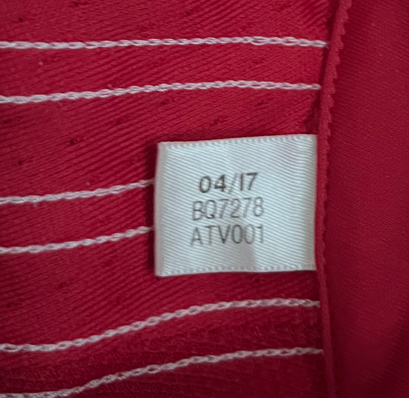 Manchester United 2017/18 Home Shirt - (XL) - #6 Pogba - 10/10