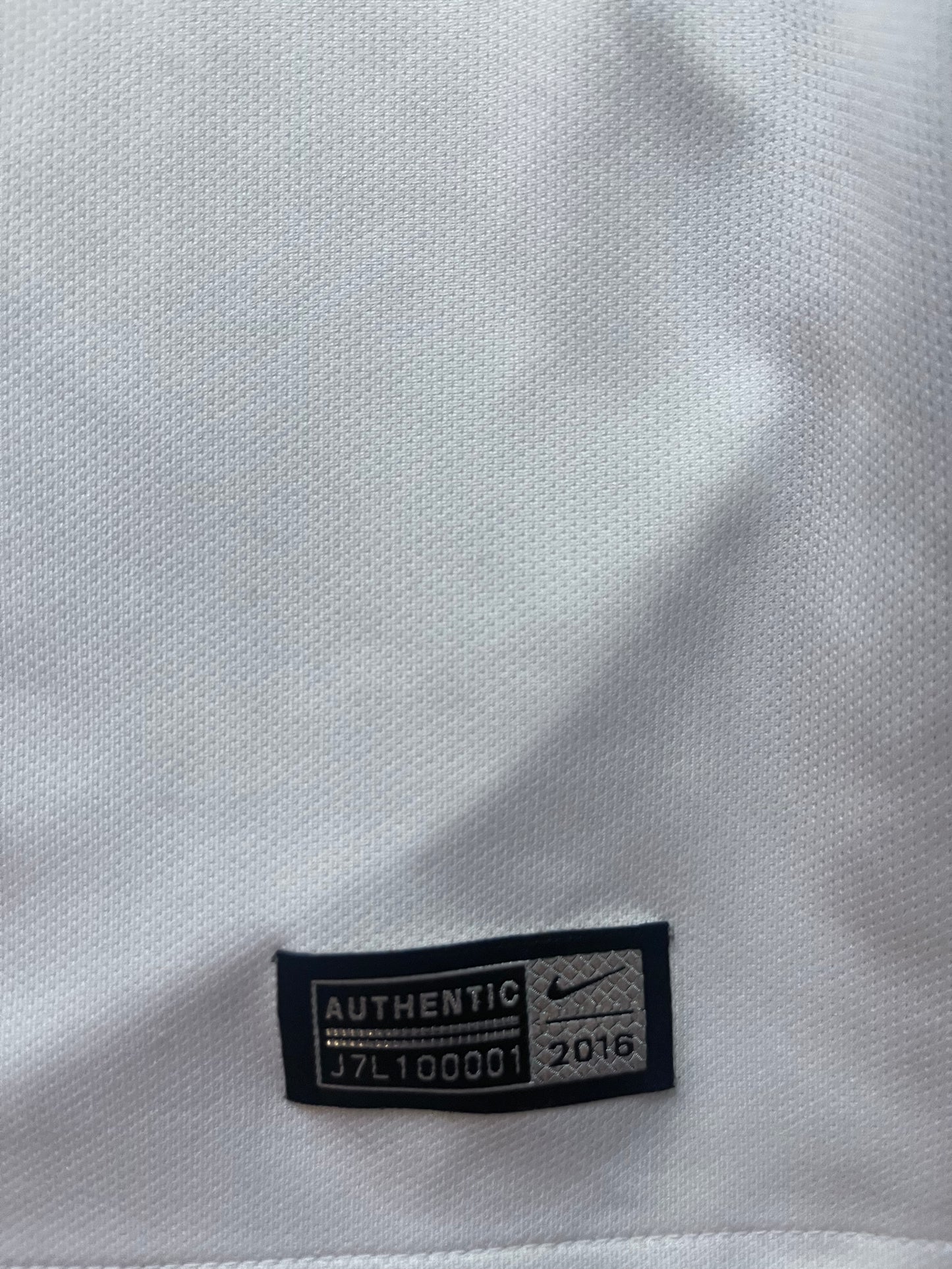 England 2016/17 Home Shirt - (L) - 8/10