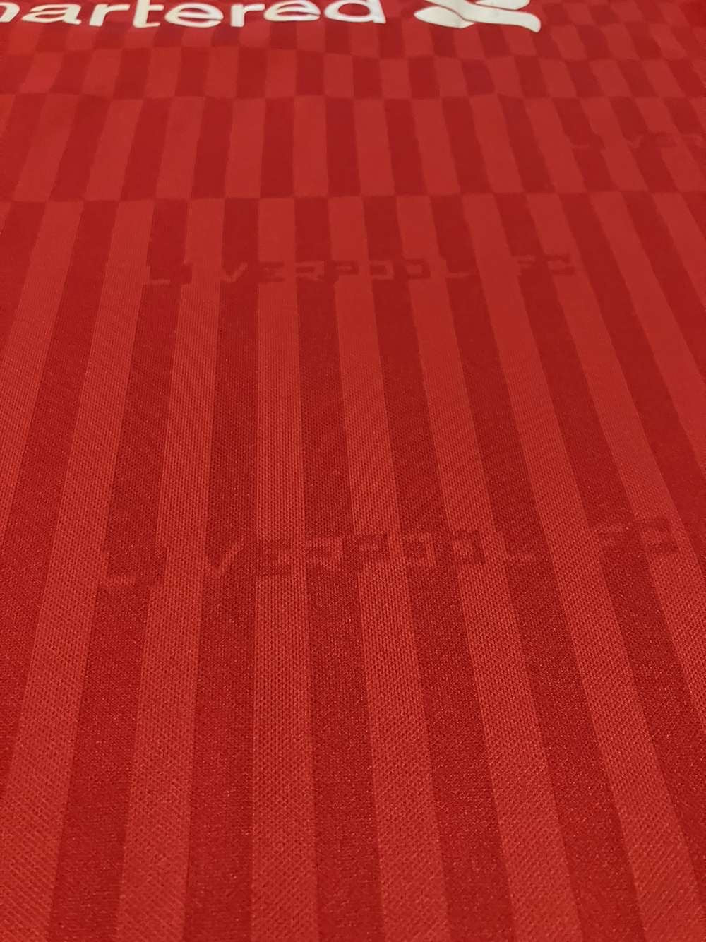 Liverpool 2015/16 Home Shirt - (M) - 9/10