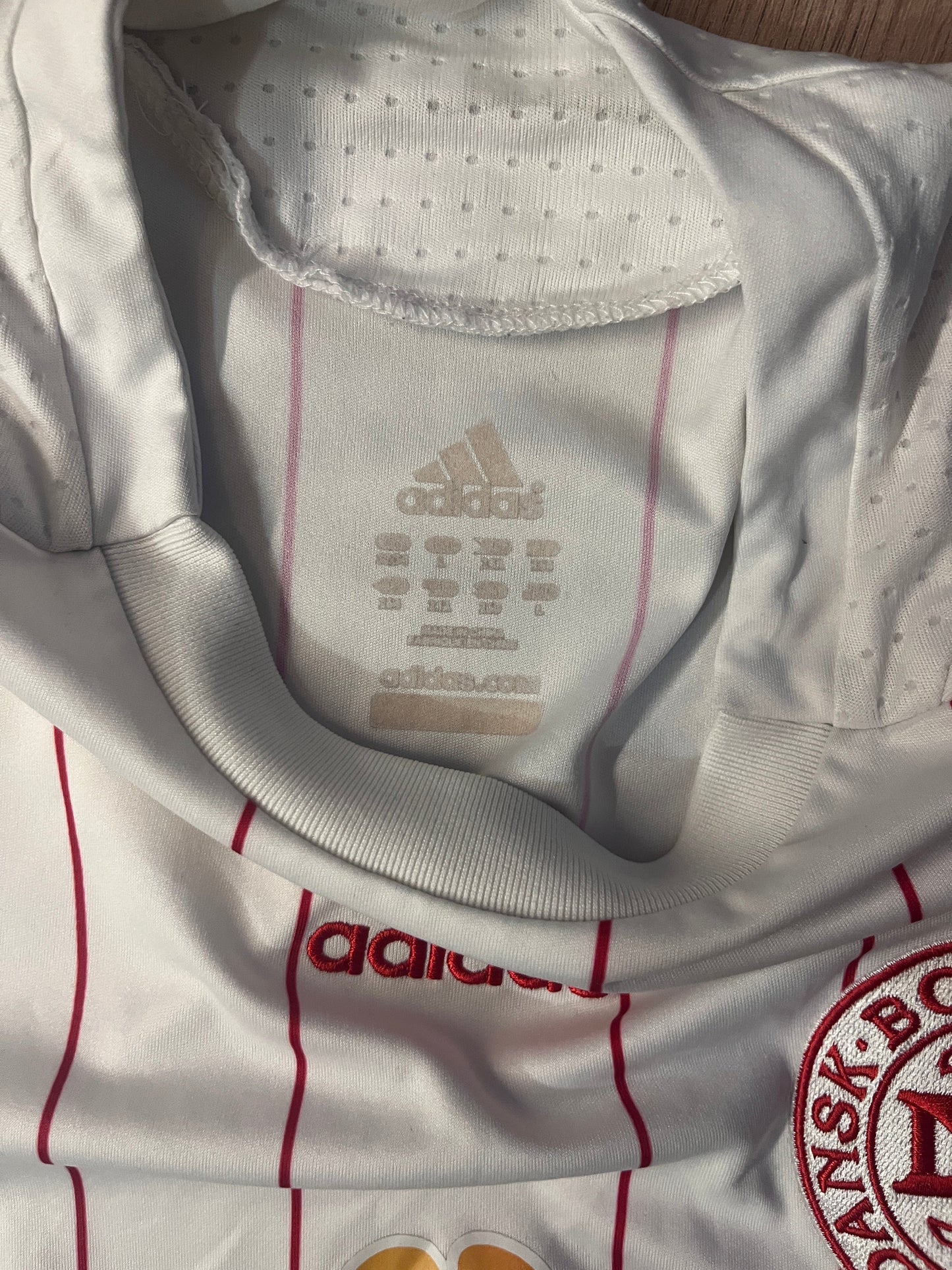Denmark 2009/10 Training Shirt - (S/M) - 9/10