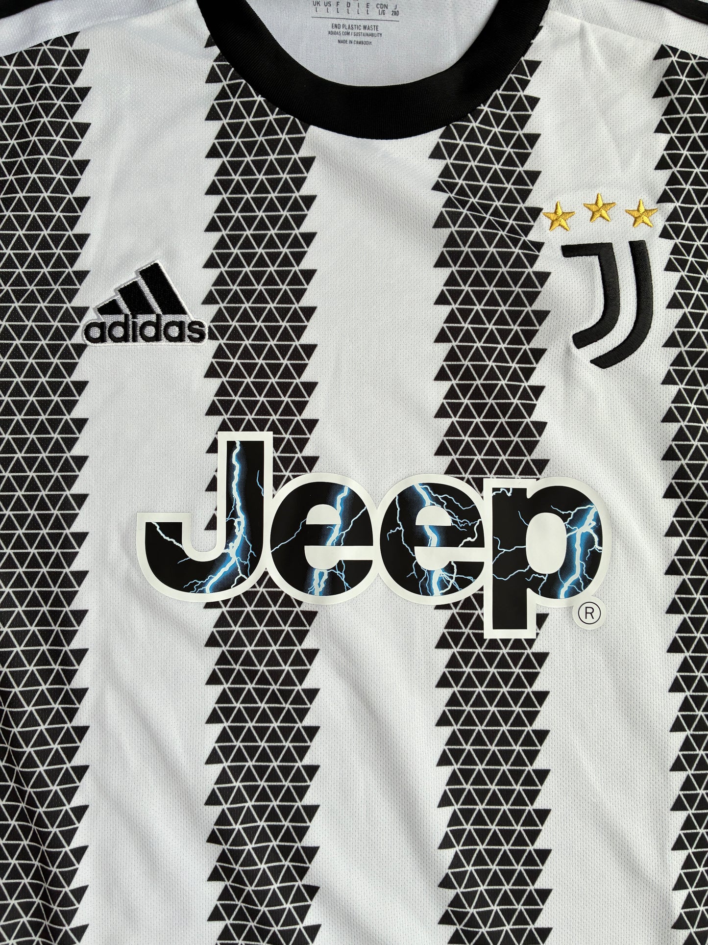 Juventus 2022/23 Kotipaita - (L) - 10/10
