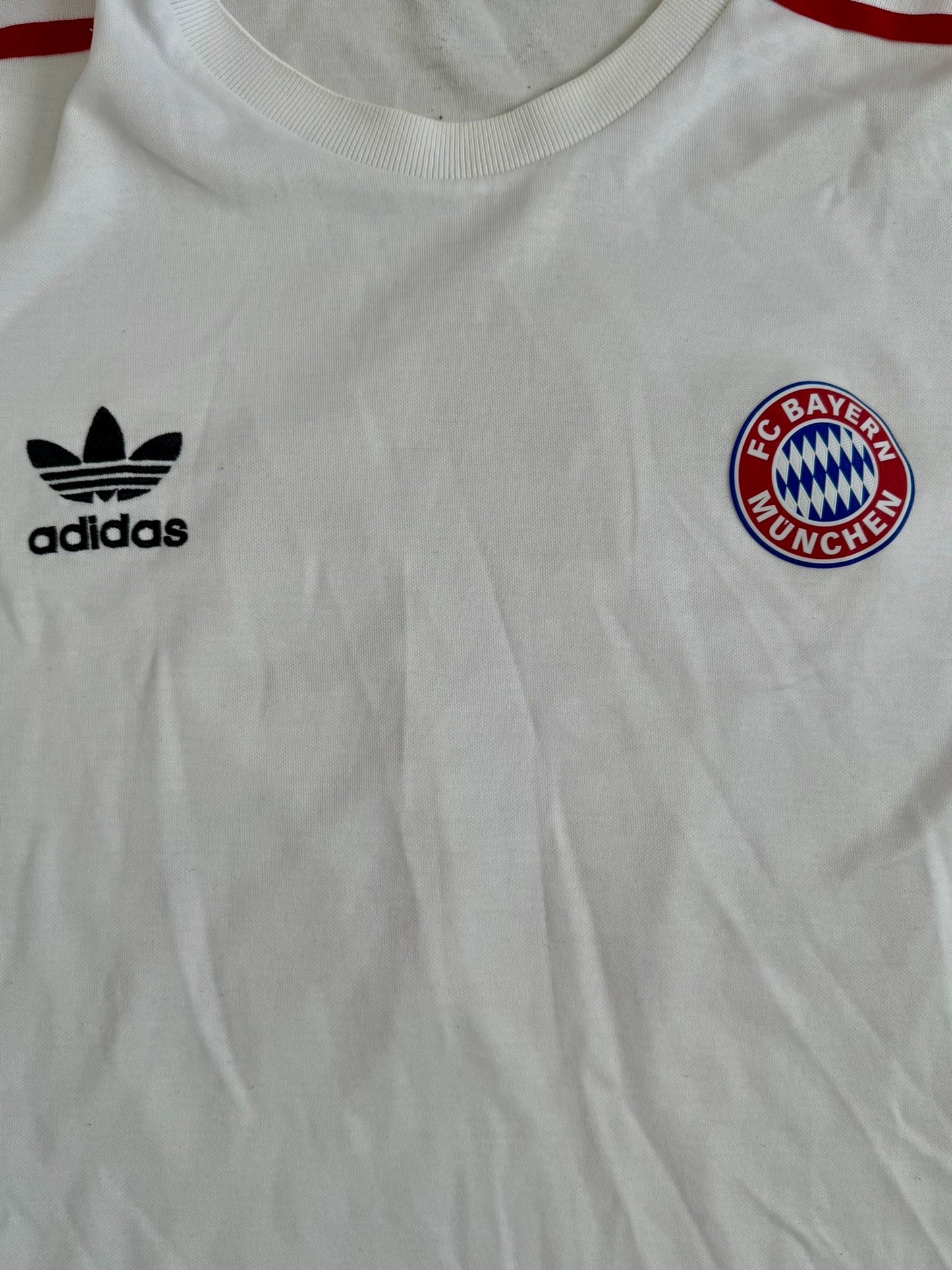 Bayern Munchen T-Paita - (L) - 6/10