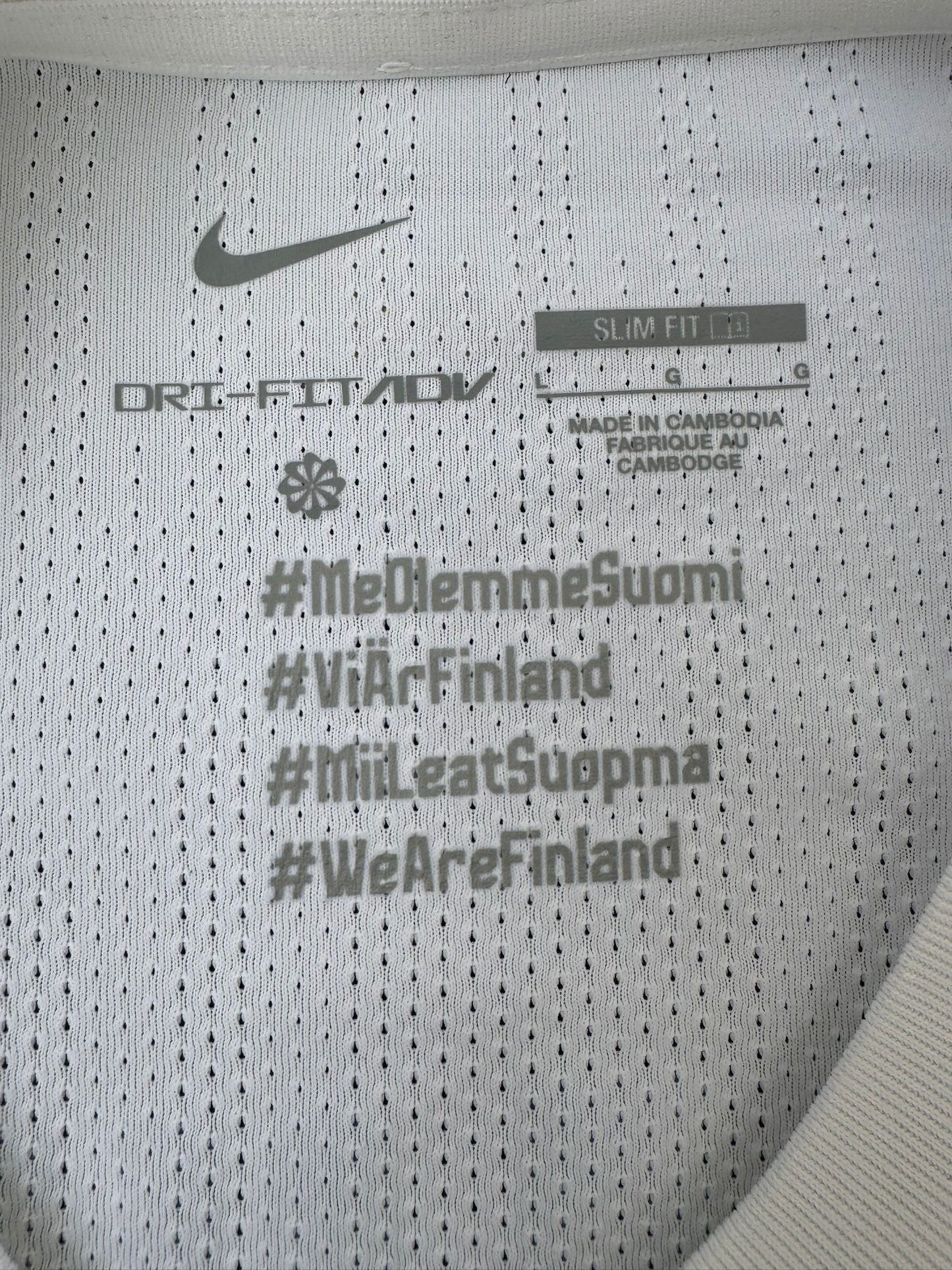 Suomi 2025/26 Kotipaita - #20 Pohjanpalo - (L) - 10/10 - PELAAJA VERSIO