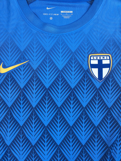Suomi 2022 Vieraspaita - #6 Kamara - (XL) - 10/10 *tägeillä*