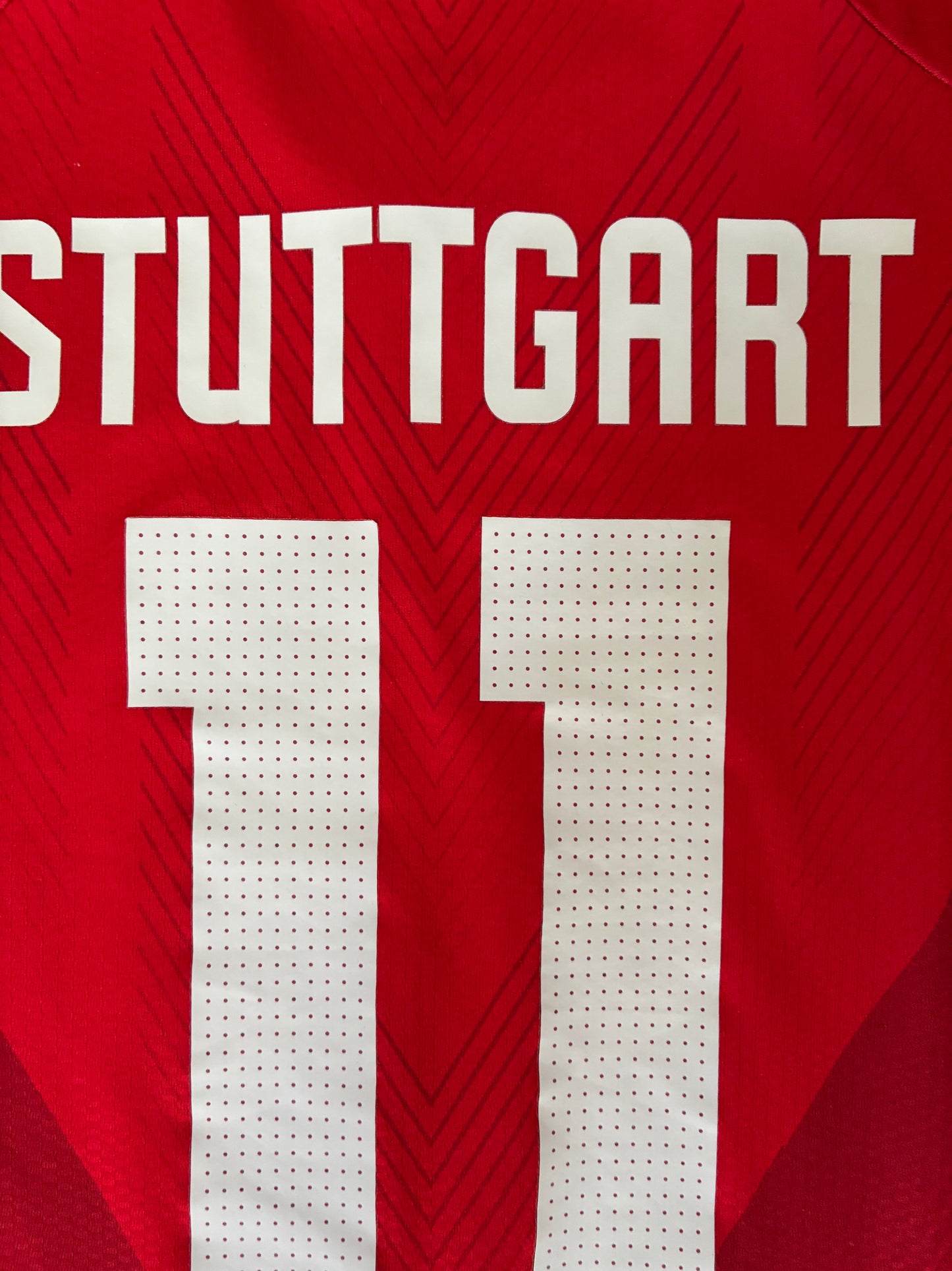 VfB Stuttgart 2024/25 Kotipaita - #11 Woltemade - (L) - 10/10