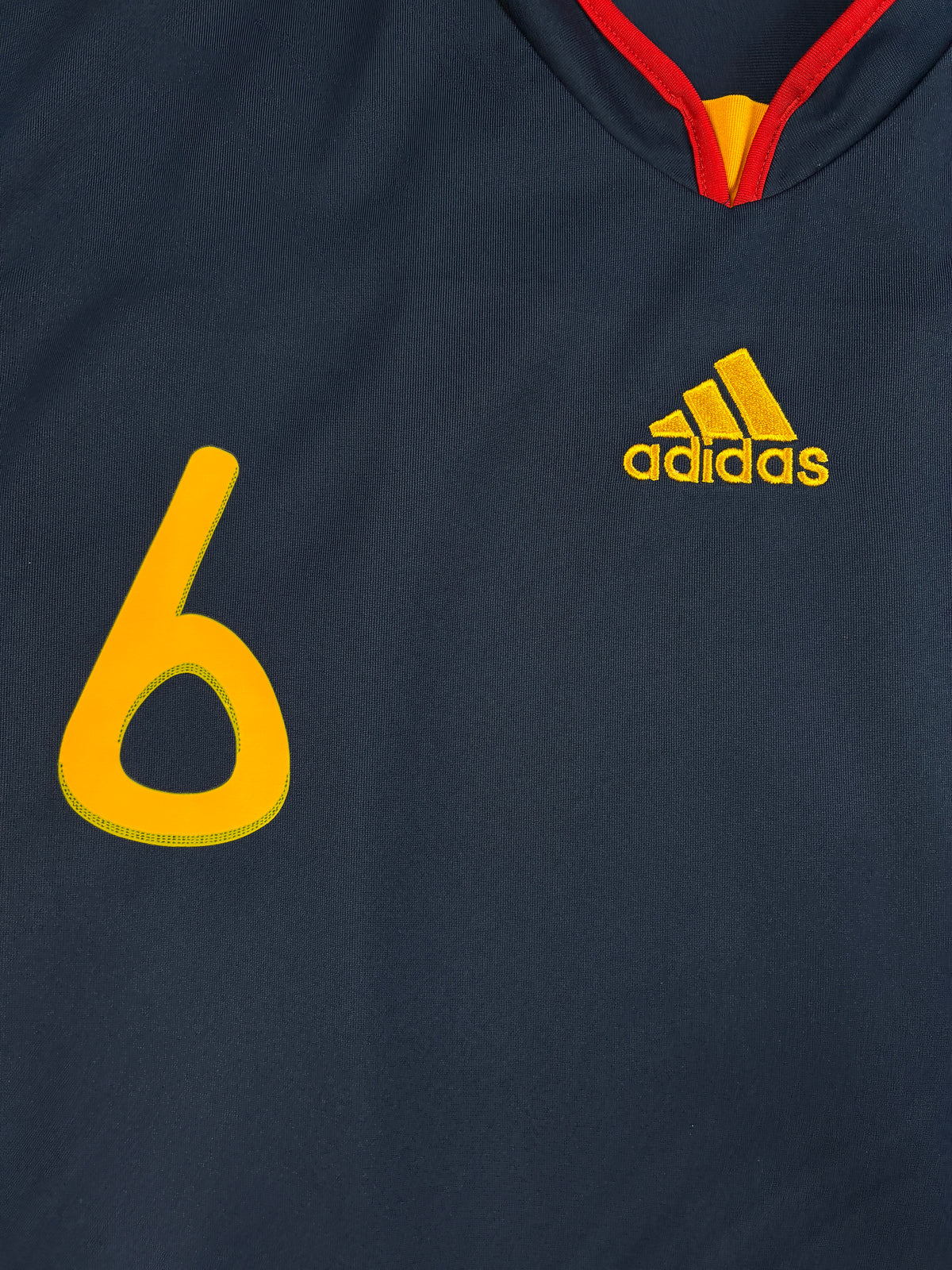 Espanja WC 2010 Vieraspaita - #6 A. Iniesta- (L) - 10/10