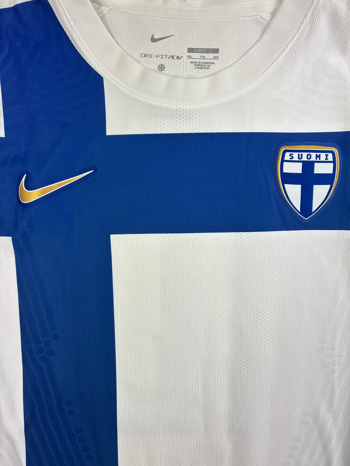 Suomi 2022 Kotipaita - #10 Pukki - (XXL) - 10/10 -  Pelaajaversio