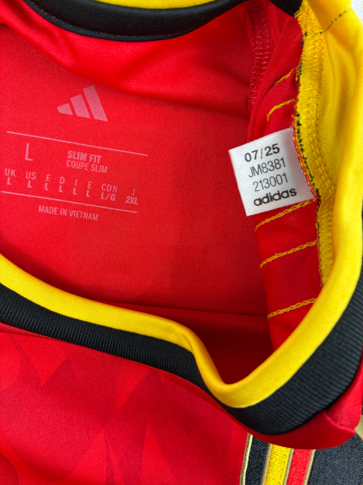 Belgia 2026 Kotipaita - #11 Doku - (L) - 10/10