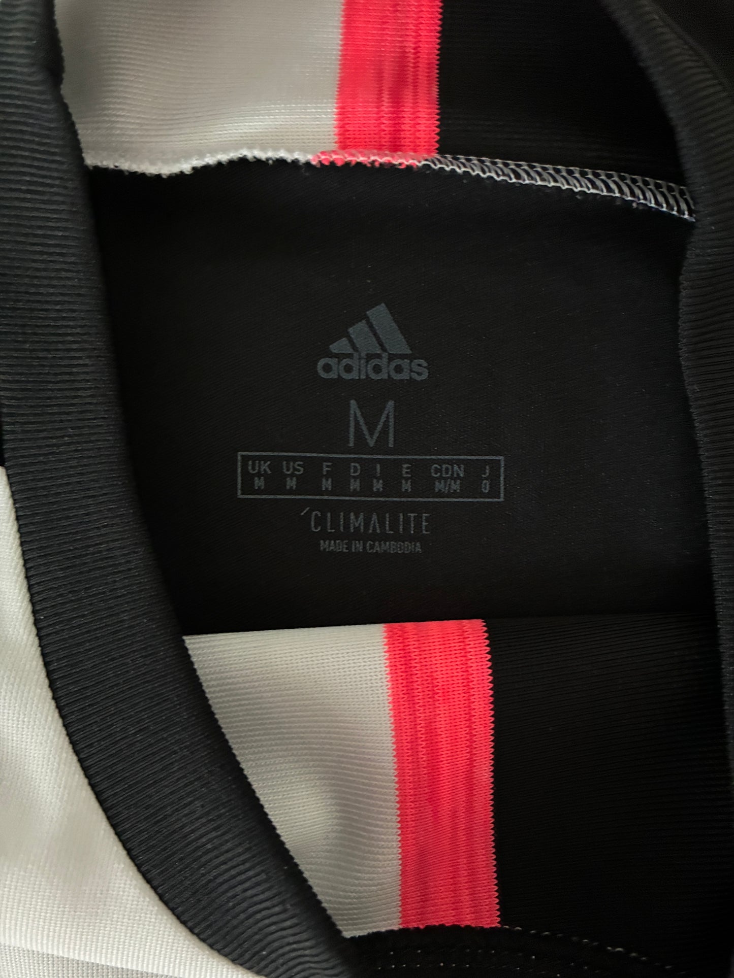 Juventus Kotipaita 2019/20 - #10 Dybala - (M) - 10/10