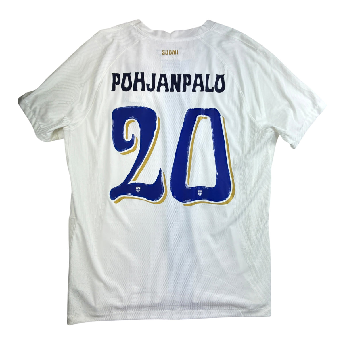 Suomi 2025 Kotipaita - #20 Pohjanpalo - (XL) - 10/10 *tägeillä* - Pelaajaversio