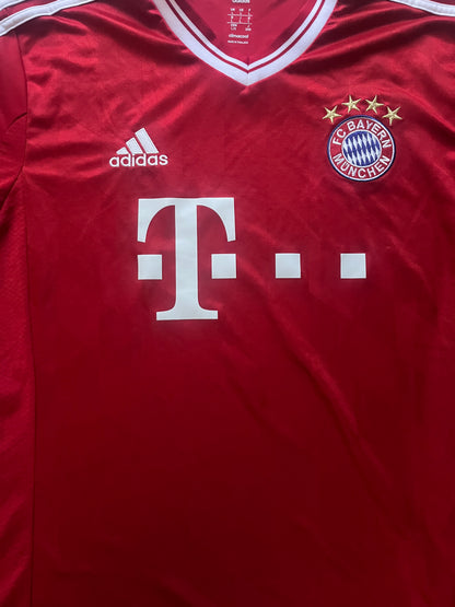 Bayern Munich 2013/14 Home Shirt - (L) - 10/10 