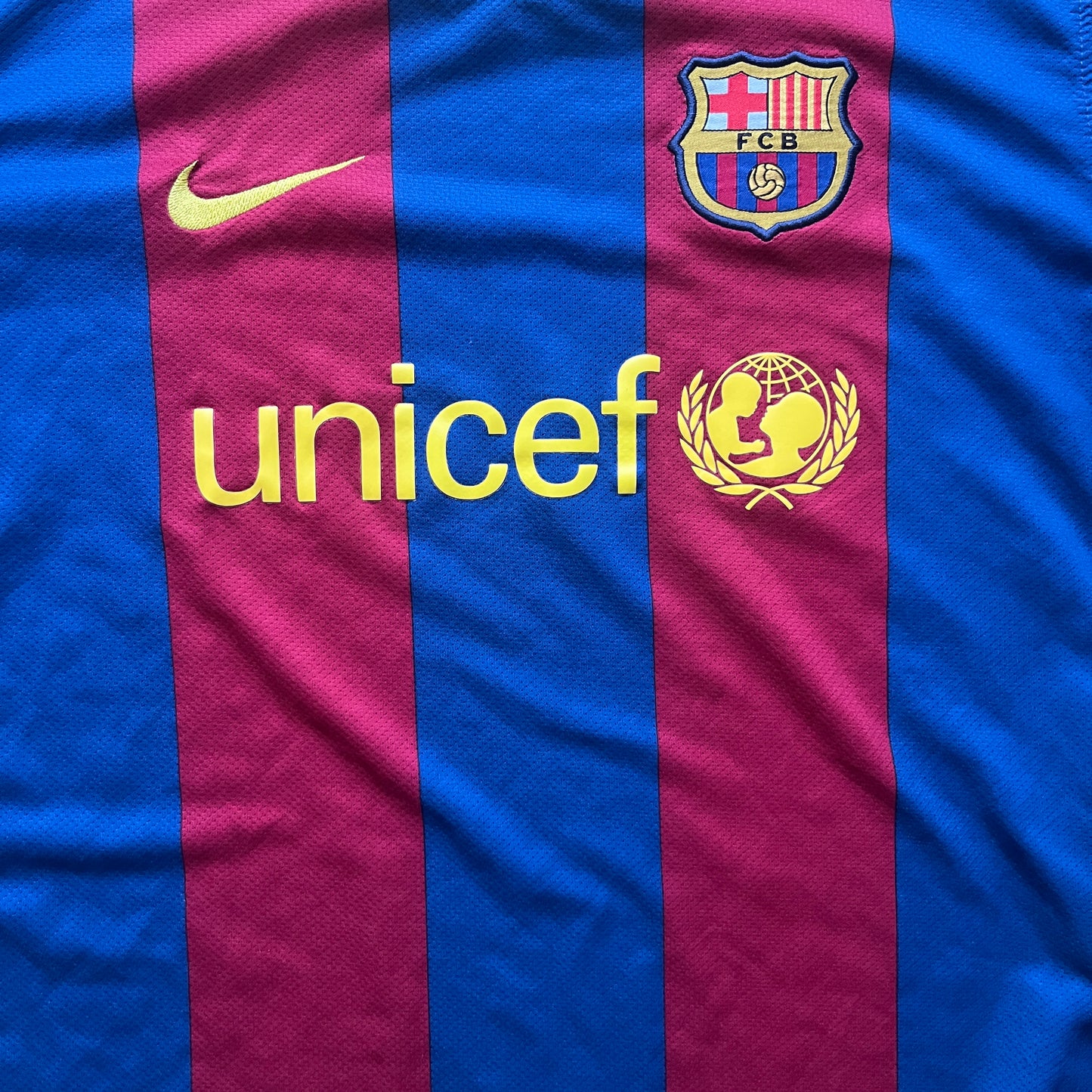 FC Barcelona 2010/11 Home Shirt - (Kids XL) - 10/10